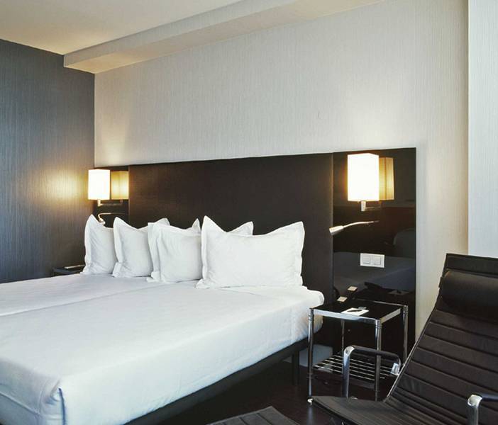 Ac Hotel Som By Marriott L'Hospitalet de Llobregat Exterior photo
